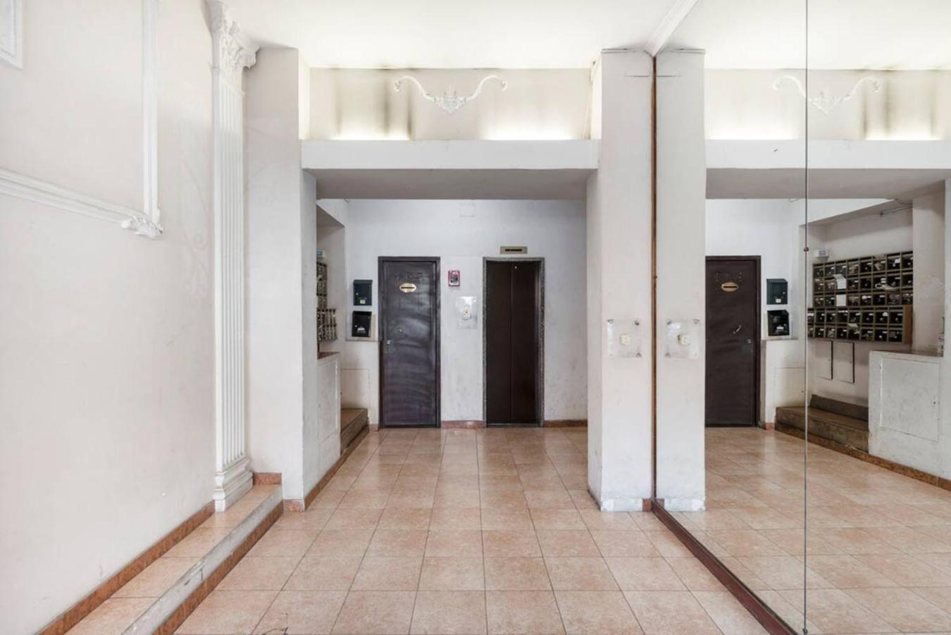 Apartament Hosting Aparments Rzym Zewnętrze zdjęcie